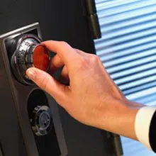 Advantage Locksmith Store Carmel, IN 317-456-5470 - sb-com-01